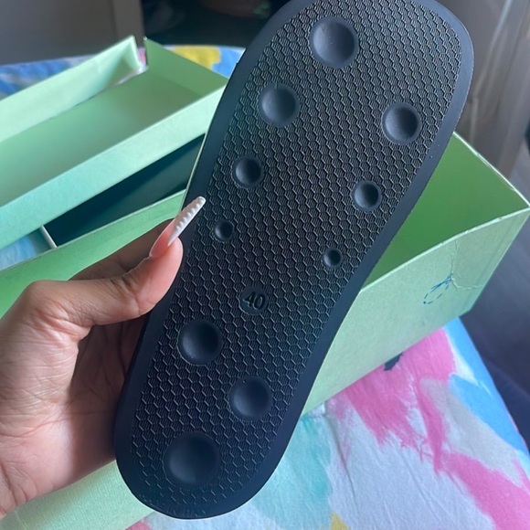 Slides - Picture 5 of 8